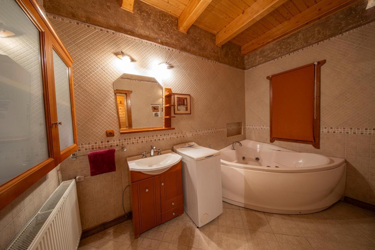 Forest Home Relax Borzont Bagian luar foto